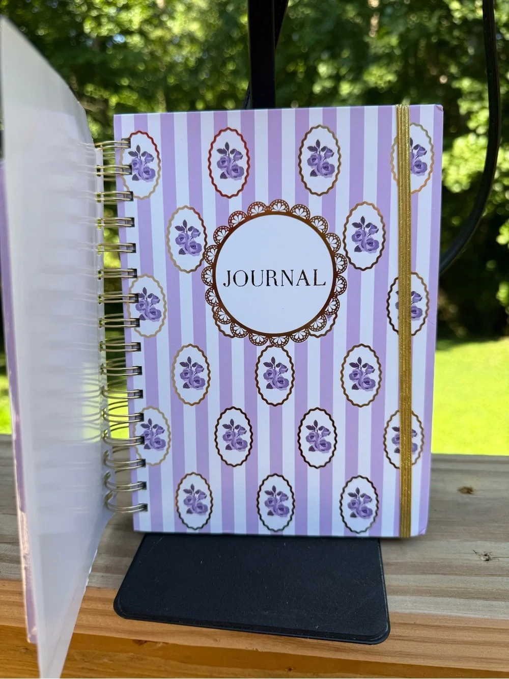N/A stylish lavender